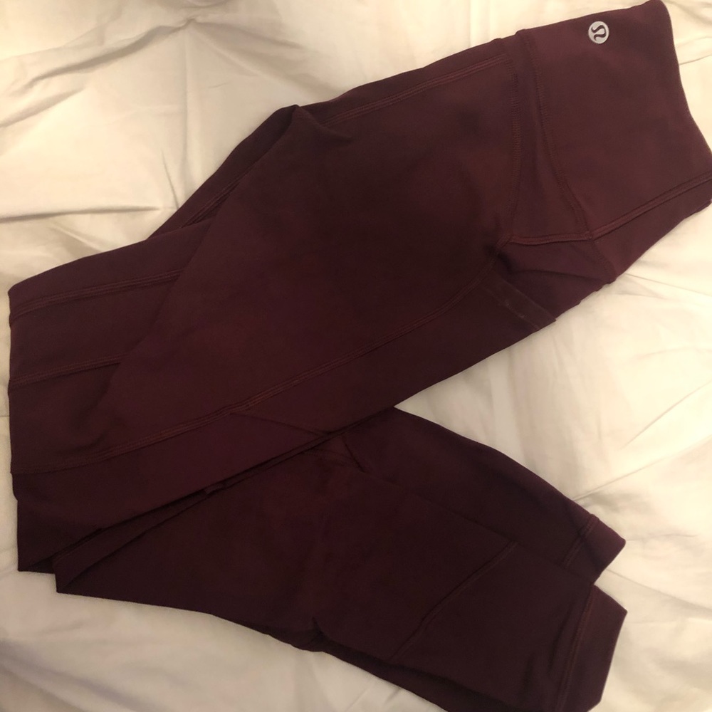 Lulu Lemon in movement tights everlux